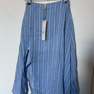 Asymmetrical Blue Striped Skirt